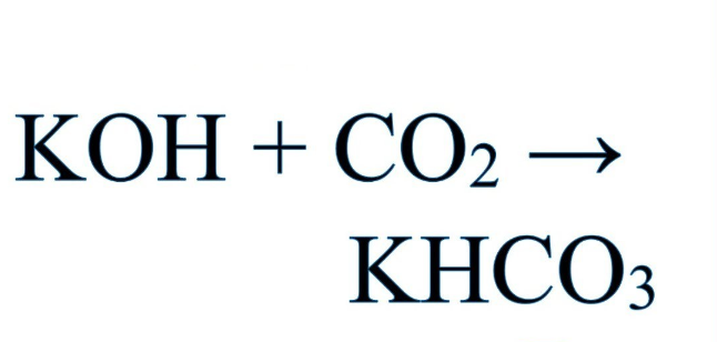 KOH + CO2 → KHCO3 l KOH ra KHCO3