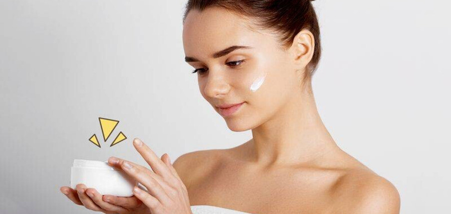 Tretinoin: Lợi ích, tác dụng phụ và cách sử dụng