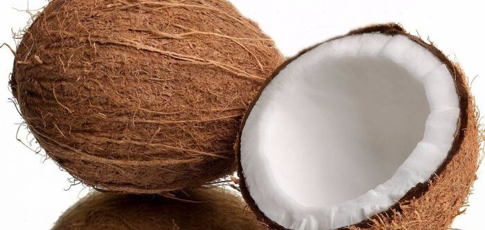 Lợi ích sức khỏe của cùi dừa: Tại sao & Làm thế nào để đưa nó vào chế độ ăn