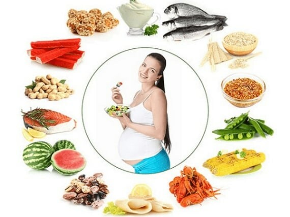Bổ sung đầy đủ dinh dưỡng cho bà mẹ đặc biệt thực phầm giàu vitamin C, D hỗ trợ làn da khỏe  mạnh, cải thiện xuất hiện rạn da. Nguồn ảnh : https://sleepyvietnam.com/