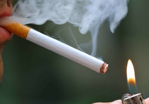 Hút thuốc lá là một nguyên nhân gây ung thư, nguồn ảnh media.mehrnews.com