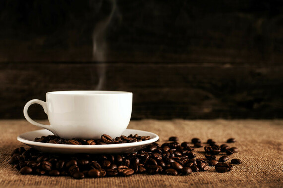 Hội chứng cai caffeine xuất hiện khi ngừng sử dụng cà phê một cách đột ngột ( nguồn ảnh: https://beanbox.com/)