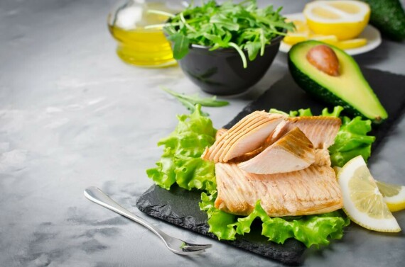 Chế độ ăn lành mạnh giúp cải thiện nồng độ cholesterol (Nguồn ảnh: Pinterest)