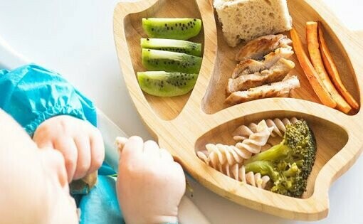 Thức ăn chọn cho trẻ nên đảm bảo đủ dinh dưỡng