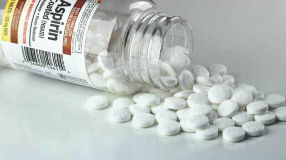 Các thuốc NSAID có thể gây kích ứng và làm hỏng niêm mạc dạ dày và ruột của bạn. Nguồn ảnh: fitveform.com 