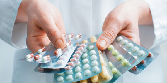  Thuốc kháng sinh là loại thuốc phổ biến mà bác sĩ kê đơn để chống lại vi khuẩn (nguồn ảnh: badgut.org)