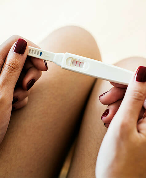 When to Take a Pregnancy Test for Accurate ResultsHình ảnh minh họa que thử thai dương tính khi bạn mang thai (Nguồn ảnh từ The Pumb)