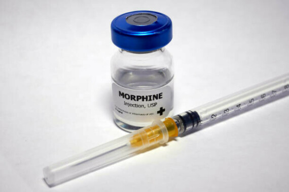 mocfin - morphine hình ảnh sẵn có, bức ảnh & hình ảnh trả phí bản quyền một lầnMorphine dạng tiêm thường chỉ được sử dụng trong bệnh viện  Nguồn: iStock