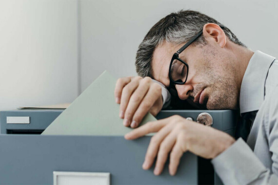 Chứng ngủ rũ có ảnh hưởng xấu đến chất lượng cuộc sống của bạn, nguồn ảnh sleepcenterinfo.com