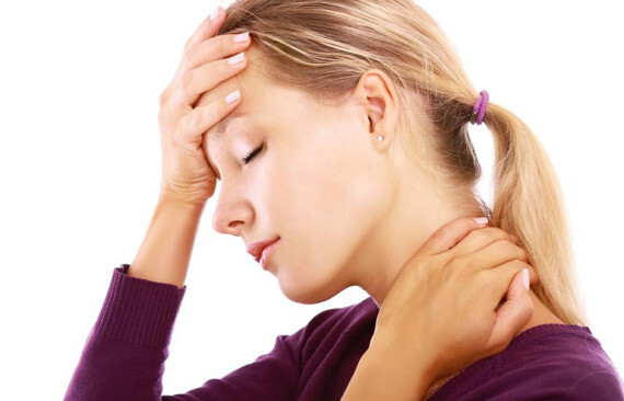 Các tác dụng phụ thường gặp nhất của Crestor là đau đầu và đau mỏi cơ. Nguồn ảnh: omigy.com