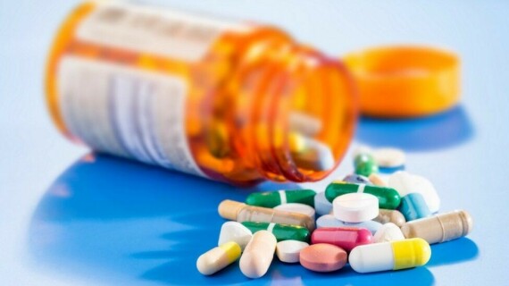 Một số loại thuốc có tác dụng phụ trên đường tiêu hóa (Nguồn bbc.com)