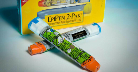 Bút tiêm Epinephrine tự động của Epipen