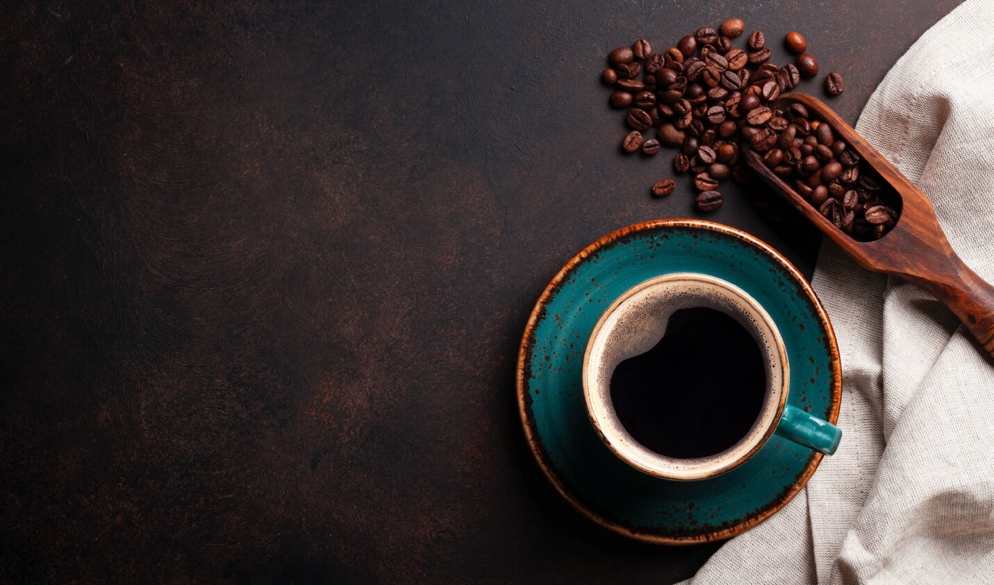 Cà phê có thể làm cho cơ thể bị mất nước nhiều hơn. Nguồn ảnh: Cubesasia.com 