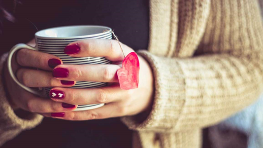 Nhiều nghiên cứu đã chỉ ra nhiều tác dụng của trà hoa cúc đối với sức khỏe | Nguồn ảnh: Pinterest