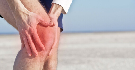 Sử dụng Febuxostat có thể gây đau khớp, sưng phù hoặc tê cứng.