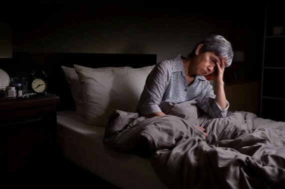 Sử dụng thuốc Adolox có thể gây mất ngủ