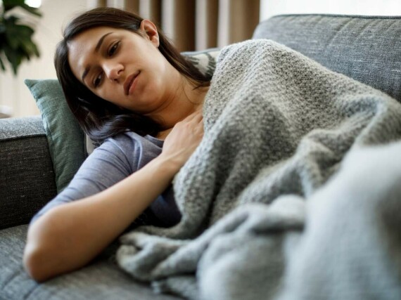 Người bệnh dùng thuốc Adfiko thường xuất hiện tình trạng suy nhược, mệt mỏi
