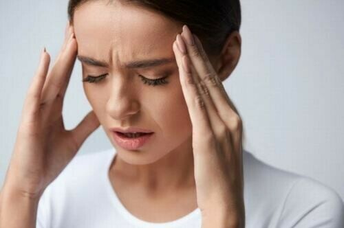 Bạn có thể bị đau đầu trong thời gian sử dụng thuốc Griseofulvin.