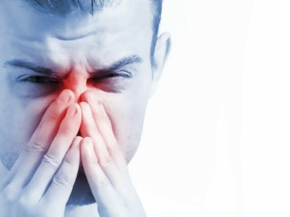 Sử dụng thuốc Desone giúp giảm các triệu chứng viêm mũi dị ứng