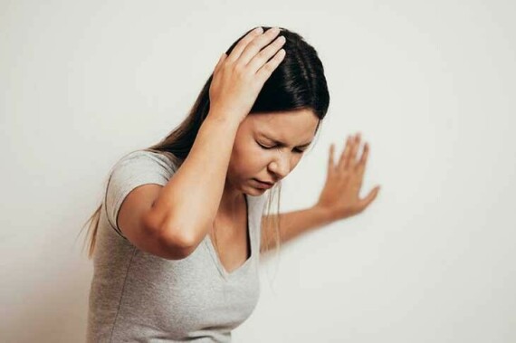 Thuốc Buspirone có thể gây ra chóng mặt, đau đầu